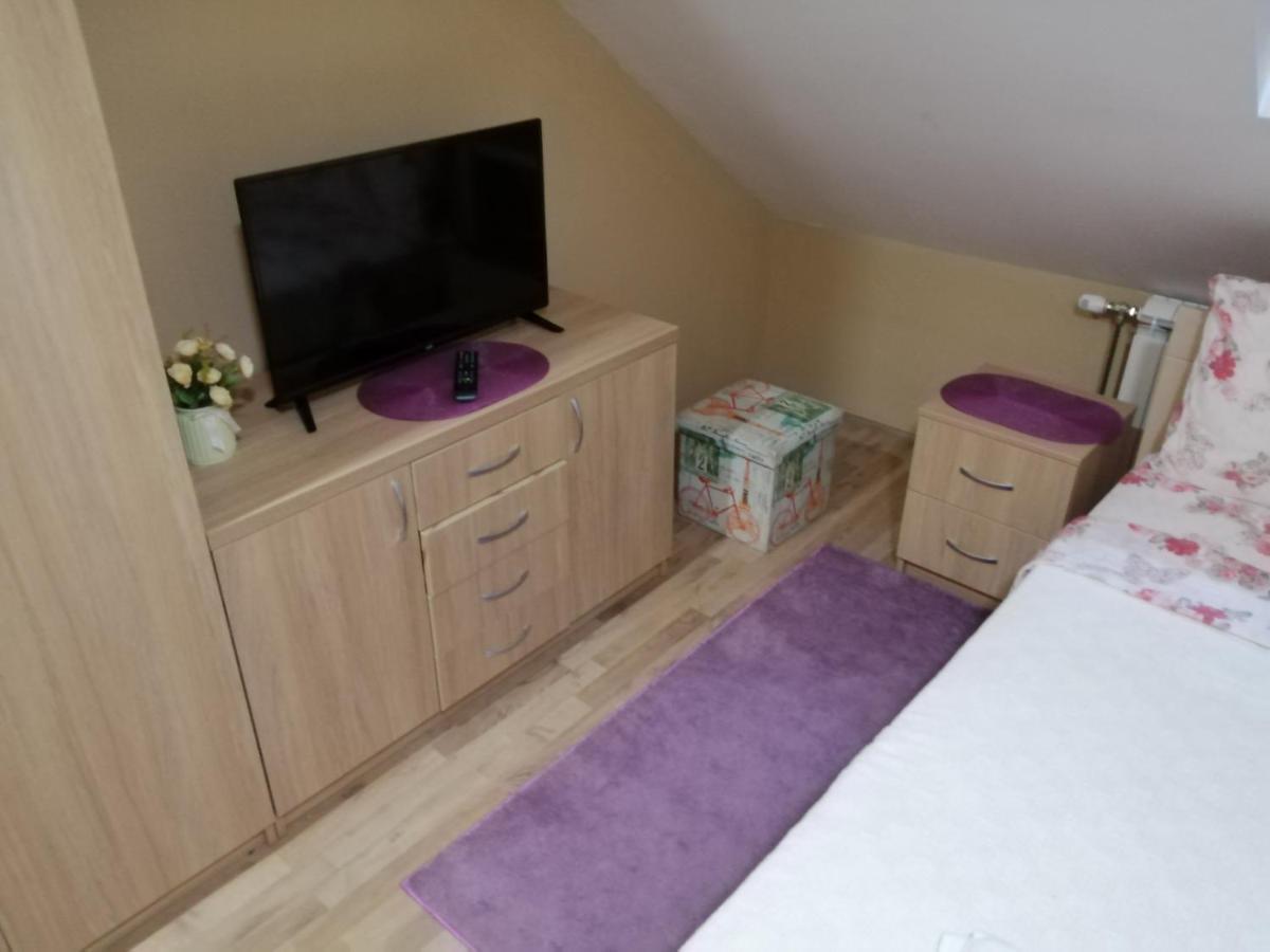 איווניצה Apartmani Milosevic מראה חיצוני תמונה