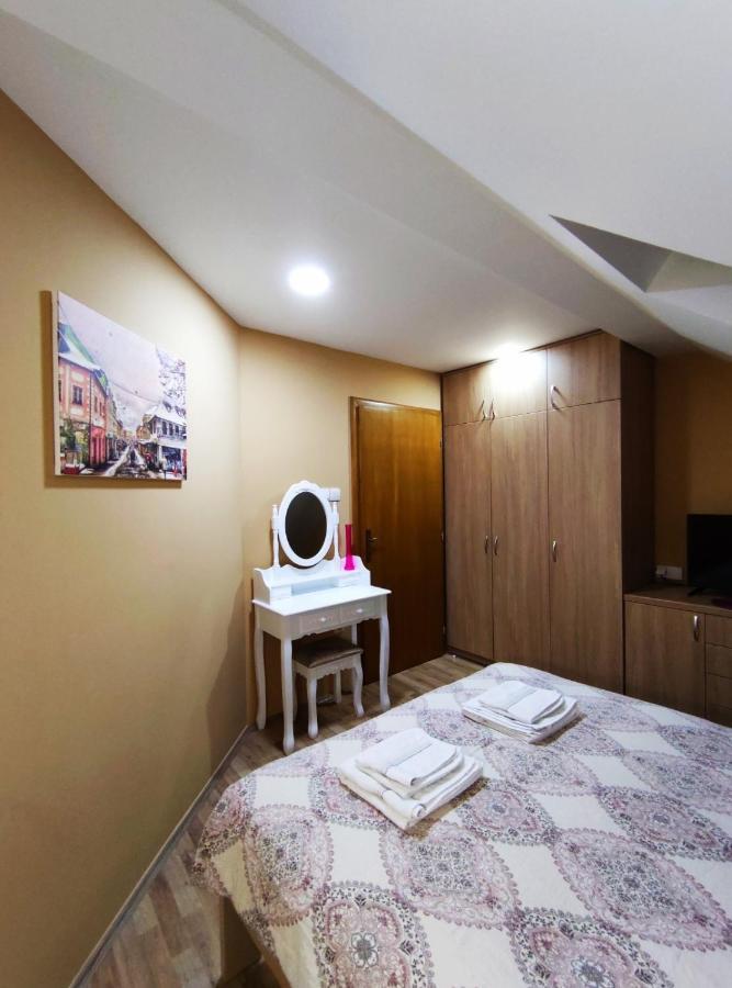 איווניצה Apartmani Milosevic מראה חיצוני תמונה