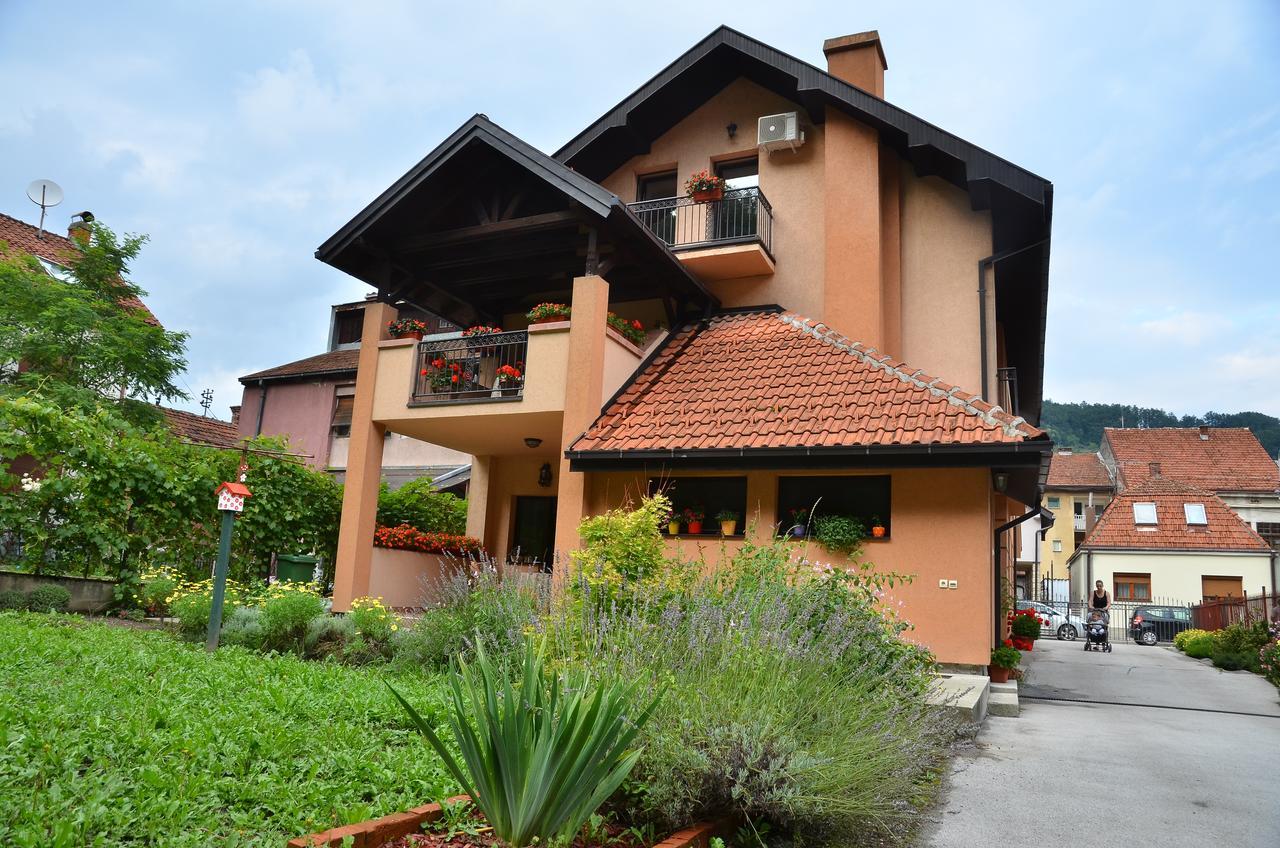 איווניצה Apartmani Milosevic מראה חיצוני תמונה
