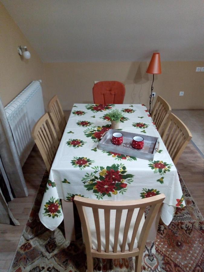 איווניצה Apartmani Milosevic מראה חיצוני תמונה
