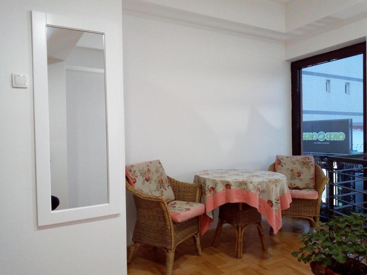 איווניצה Apartmani Milosevic מראה חיצוני תמונה